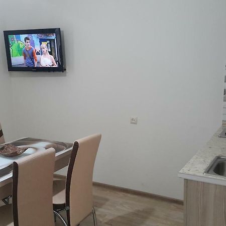 Deme House Apartment บาทูมิ ภายนอก รูปภาพ